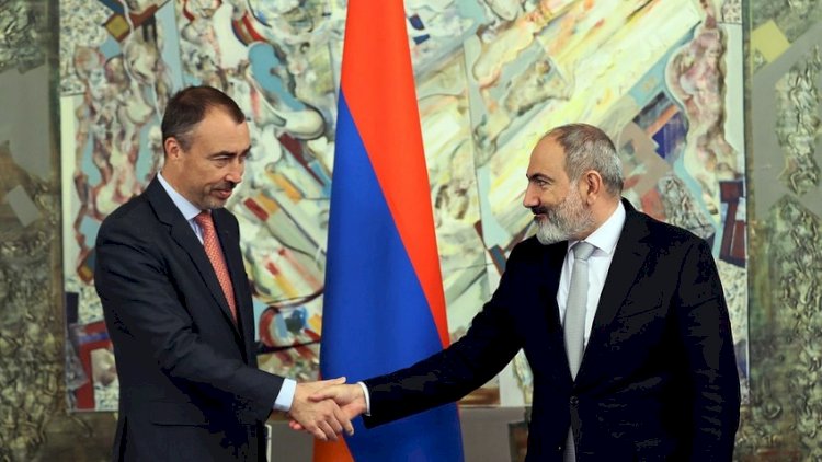    Toivo Klaarla Paşinyan arasında müzakirə   