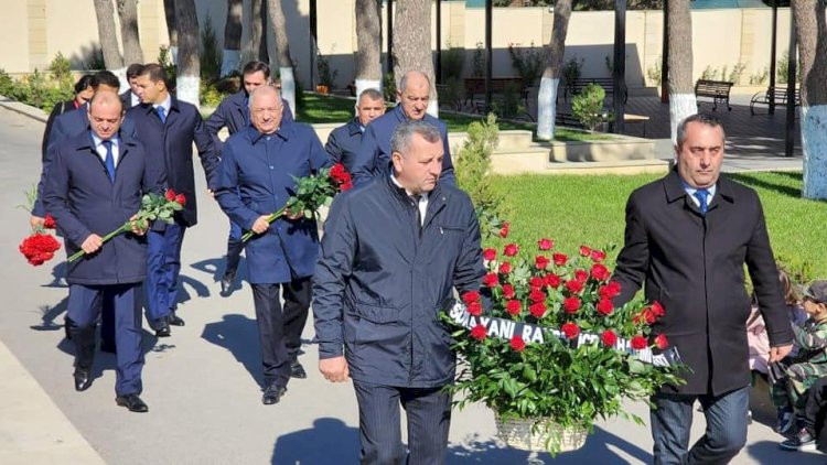    Suraxanıda doğulan şəhid məzarı başında anıldı - FOTOLAR   