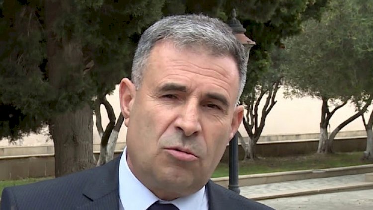    Putinin hamıya bəyan etmək istədiyi: “Vasitəçi mənəm”   