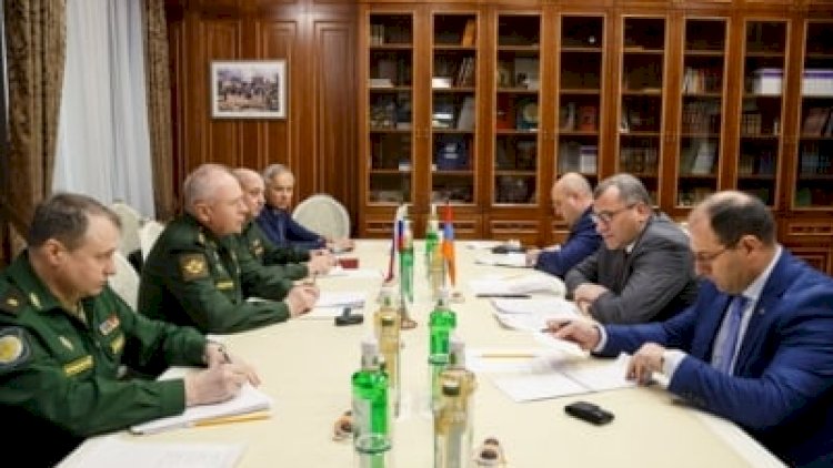    Rus və erməni hərbçiləri bir arada - Moskvada görüş   