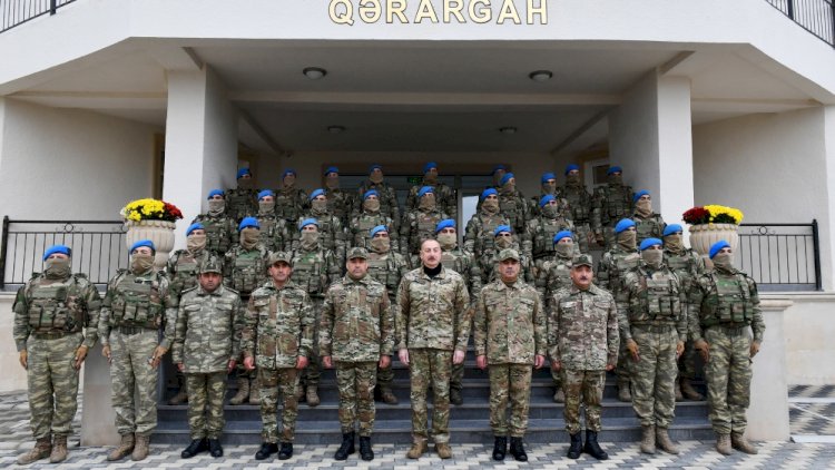    İlham Əliyev hərbçilərimizi təbrik etdi   