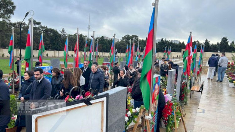    İkinci Şəhidlər xiyabanına insan axını başlayıb   