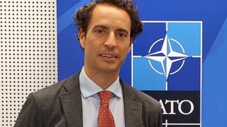    NATO rəsmisi Bakı-İrəvan münasibətlərindən yazdı   