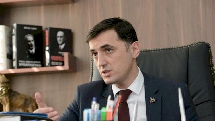    “Fərqi yoxdur qətldir, ya başqa filan...” -   Partiya sədrindən onu qınayanlara cavab