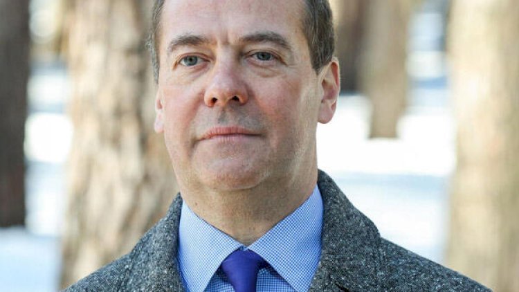    “Rusiya dədə-baba torpaqlarına dönüşü davam etdirəcək” - Medvedev   