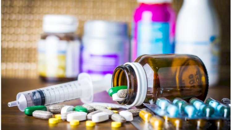    Tarif Şurası dünyada ucuzlaşan dərmanların da qiymətini qaldırıb   