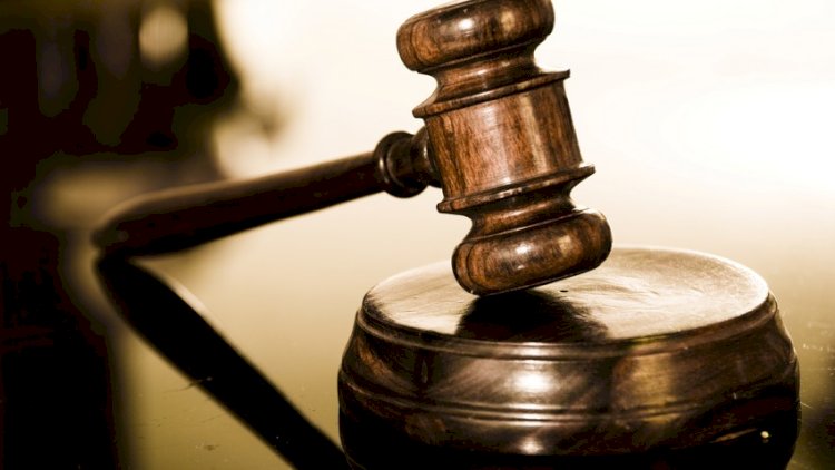    Bakıda körpəsini həyətə tullayan şəxsə 11 il 3 ay həbs cəzası verildi   