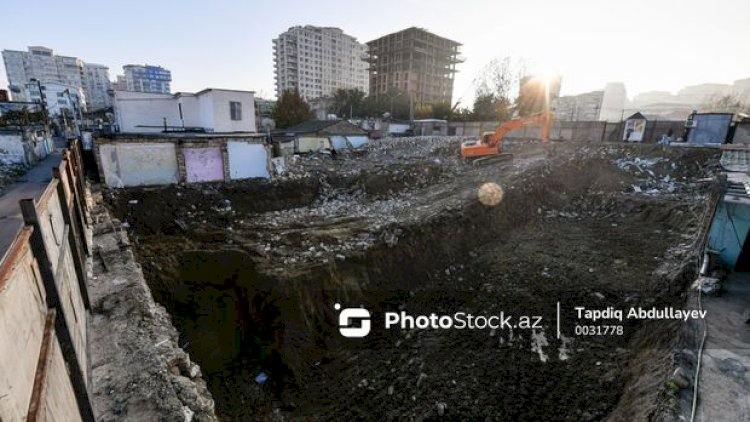    Bakıda irimiqyaslı söküntü - Fotolar   