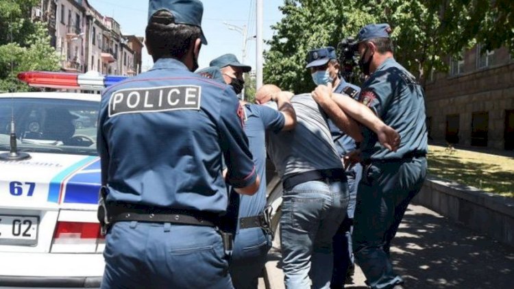    İrəvanda KTMT əleyhinə aksiya: Polis 3 nəfəri saxladı   