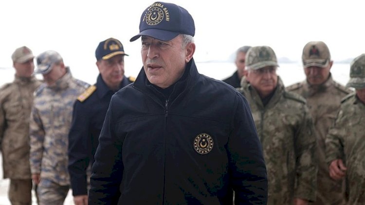    Hulusi Akar İraq sərhədində yoxlamalar aparır   