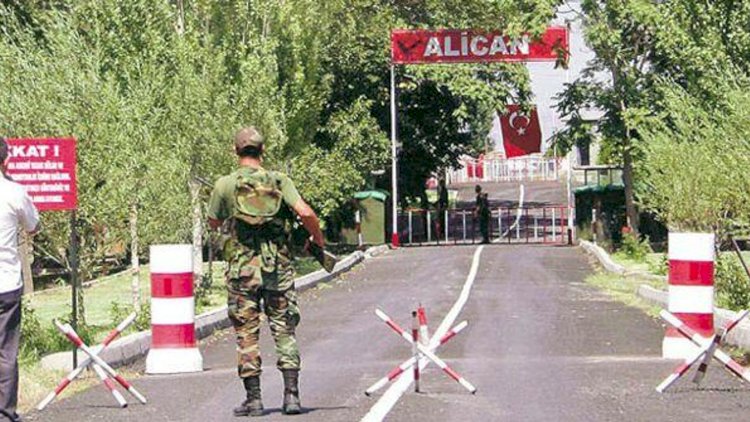    Türklər və ermənilər birgə nahar masasında:   Sərhədlər açılır?  