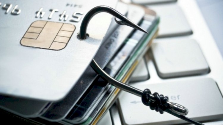    Bakı sakininin bank hesabından 5000 manat oğurlandı   