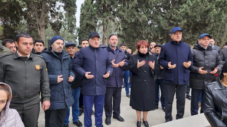    Suraxanıda şəhidlər anıldı - FOTOLAR   