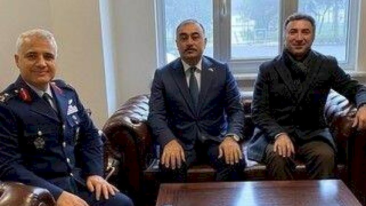    Azərbaycan səfiri Türkiyə hərbi bazasında oldu   