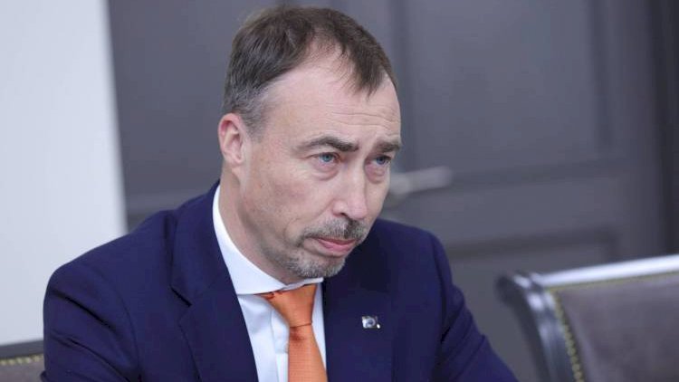    Klaar İrəvandan İstanbula getdi   