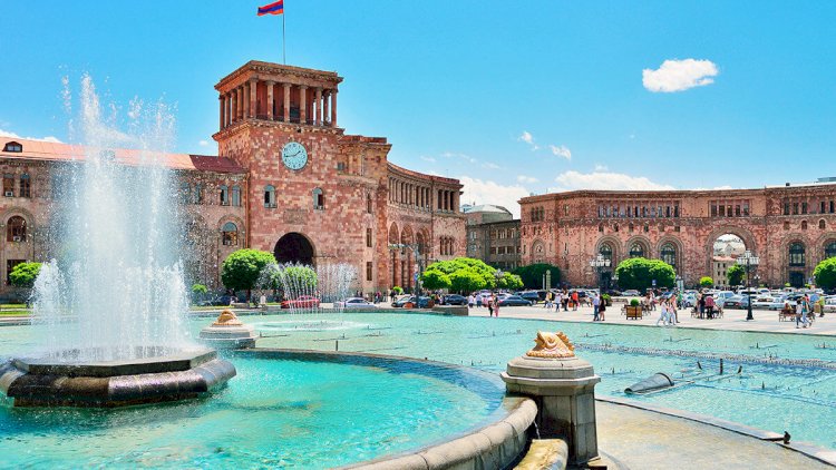    Azərbaycan vətəndaşları İrəvanda mənzil alıb -   Ermənistan rəsmisi