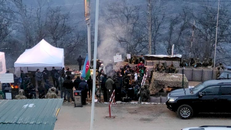    Şuşa-Xankəndi yolunda keçirilən etiraz aksiyası daha da genişlənir   