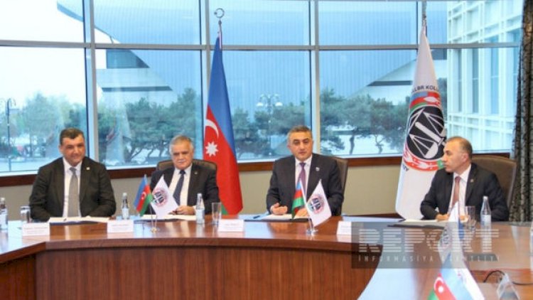    Vəkillər Kollegiyası Rəyasət Heyətinin yeni tərkibdə ilk iclası keçirildi - Fotolar   