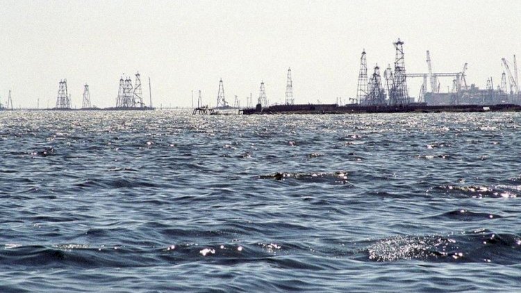    Dənizdə təhlükə: SOCAR önləyici tədbirlərə başladı    