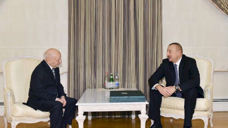    İlham Əliyev Ömər Eldarovu təltif etdi   