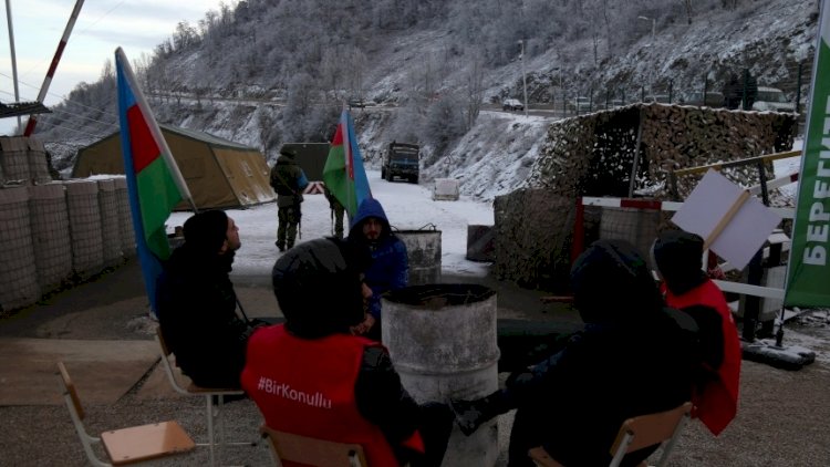    Xankəndi-Laçın yolu - Etirazların 10-cu günüdür   