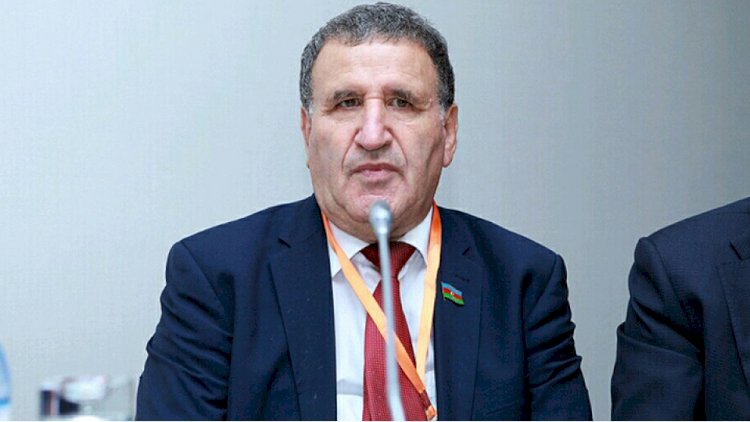    Gömrük məmurlarına saxta diplom satan kim olub?   