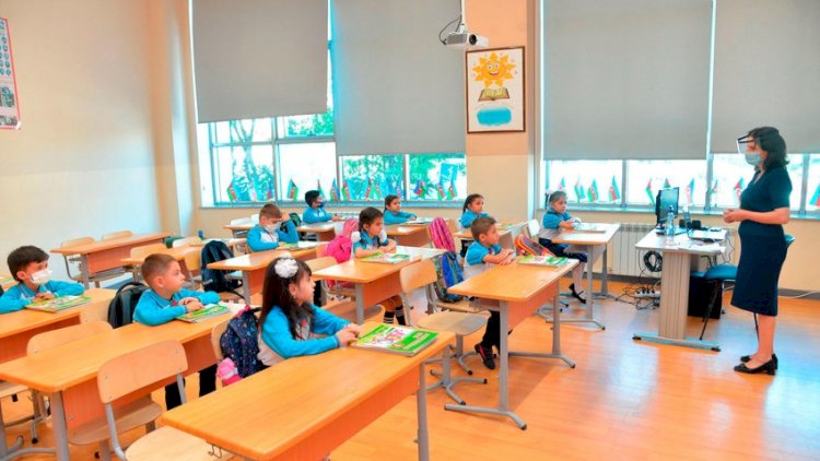    Bakıda müəllimlər ayda nə qədər maaş alır?   