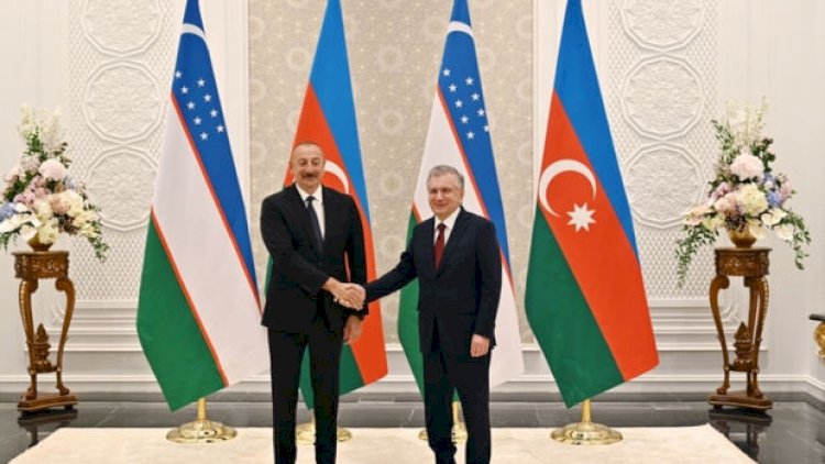    Şavkat Mirziyoyev İlham Əliyevə zəng etdi   