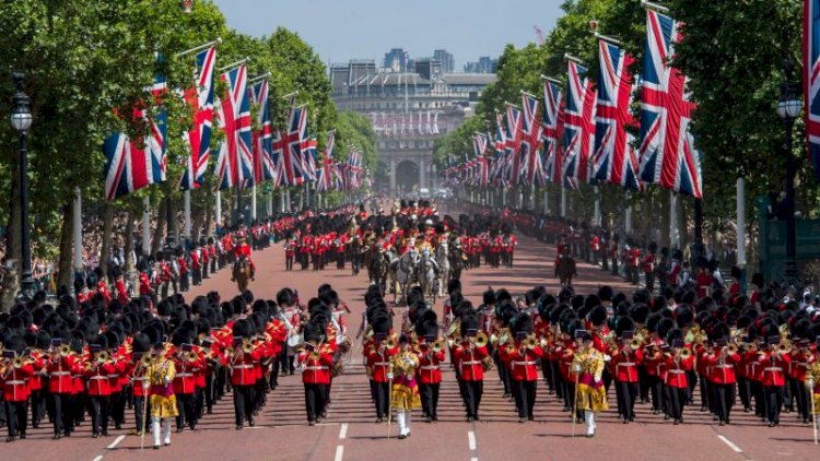    Britaniya hərbi xərclərini 1 milyard artıracaq   