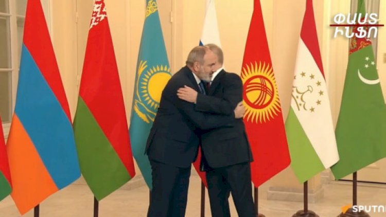    Putin Paşinyanı belə qucaqladı - Video   