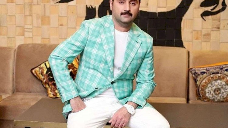    “Qazanın da qapağını açanda müğənni çıxır” - İzzət   