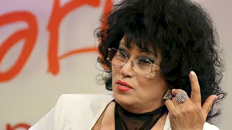    “Özalın xanımı Zeynəb Xanlarova üçün təyyarə göndərdi“ - Xatirə   