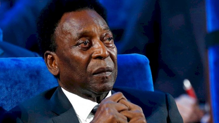    Pele vəfat etdi   