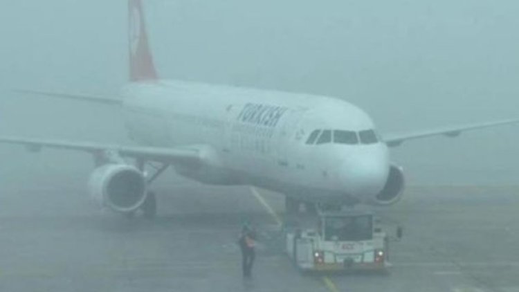    İstanbul hava limanından 50-yə yaxın reys ləğv edildi   