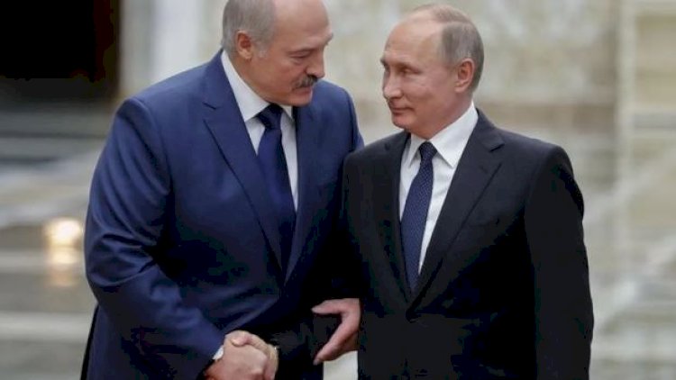    Lukaşenko Putini aldadıb? - Foto   