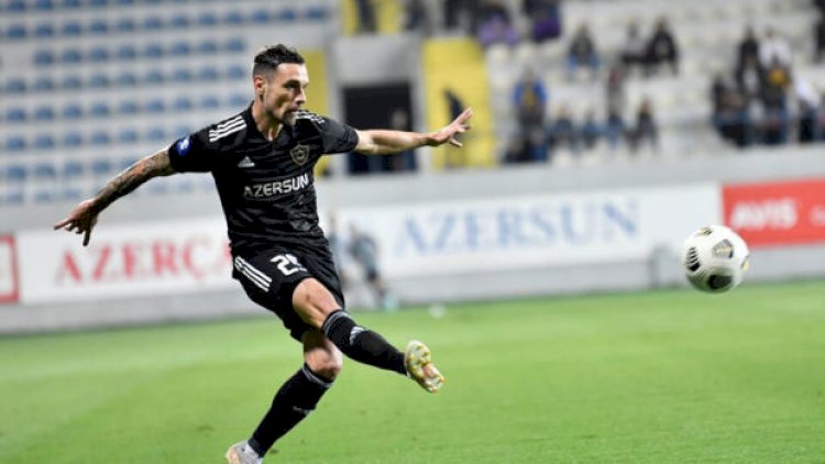    “Qarabağ” legioneri ilə müqavilə müddətini uzatdı - Foto   