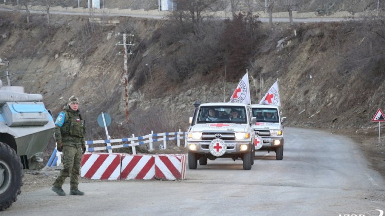    Ermənilər xəstə adı ilə Xankəndidən qaçır? - “Onlara şərait yaratmalıyıq”   