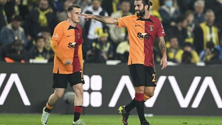    “Qalatasaray” səfərdə “Fənərbaxça”nı böyük hesabla məğlub etdi   