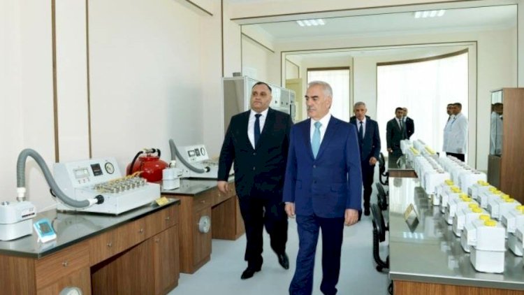    Vəhşi heyvanlar üçün nəzərdə tutulan əti əhaliyə satıblar – “Ləzzət” adı ilə...   
