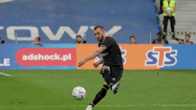    “Qarabağ”ın kapitanı Niderland və Qazaxıstan klublarından təklif alıb   