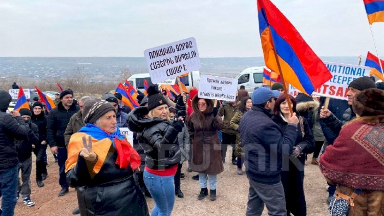    Ermənilər yenidən Rusiyaya qarşı etiraza qalxdı   