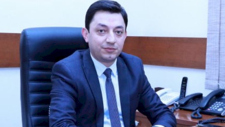    Komitə sədri özünə yeni köməkçi təyin etdi   