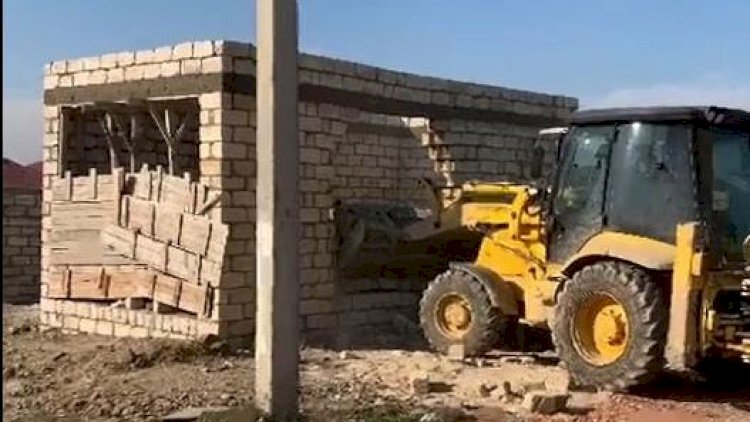    FHN qanunsuz tikilini sökdü - VİDEO    