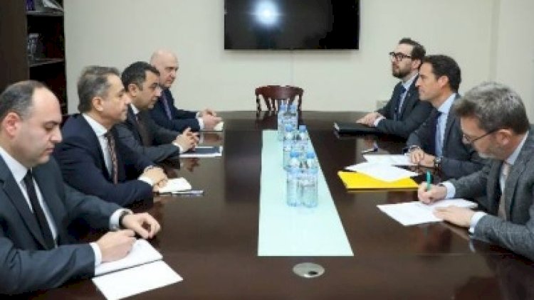    NATO elçisi İrəvanda qəbul olundu   