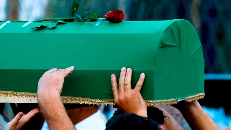    Azərbaycanda tanınmış müğənni qəfil dünyasını dəyişdi - Foto   