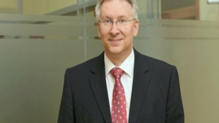    “Aztelekom”un baş direktoru vəzifəsindən ayrıldı    
