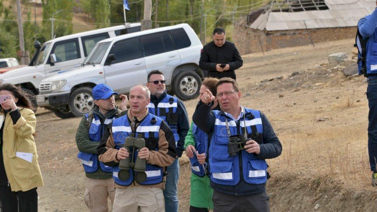    AB-nin Ermənistandakı missiyası hərbi kontingentdir?   