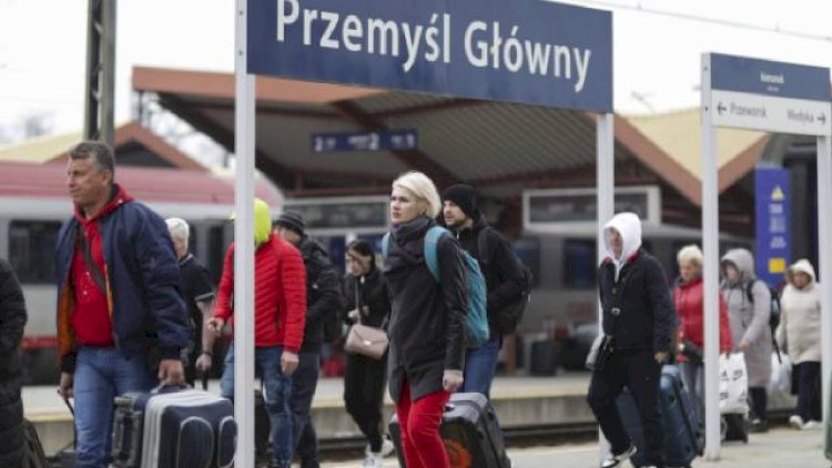    Polşaya gələn ukraynalı qaçqınların sayı açıqlandı   