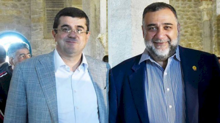    Araik təcili Moskvaya uçdu: “Ya məni seçin, ya da Vardanyanı...”   