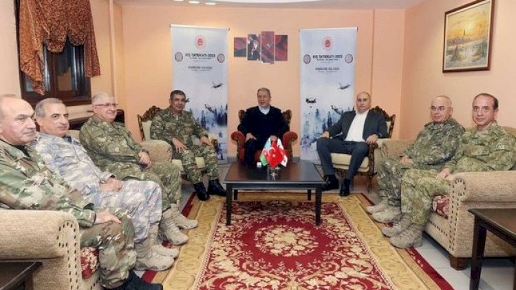    Türkiyə, Azərbaycan və Gürcüstan müdafiə nazirləri arasında görüş oldu   